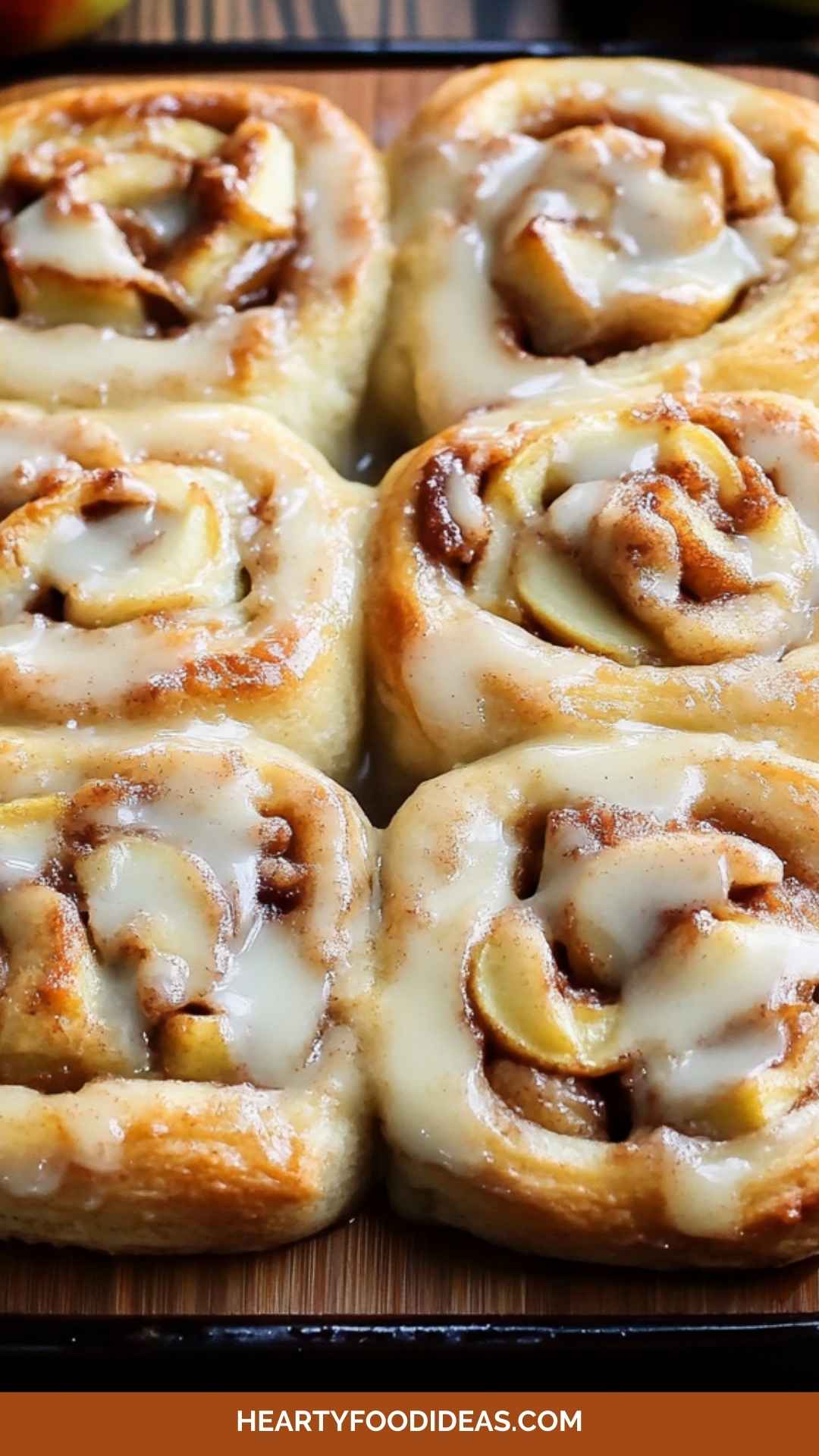Apple Cinnamon Rolls Copycat Recipe Apple Cinnamon Rolls Copycat Recipe