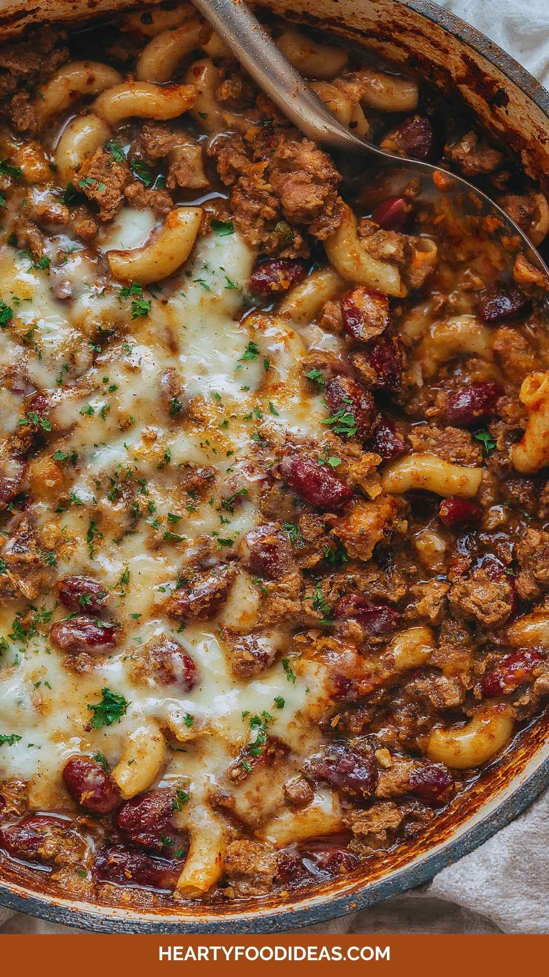 How to Make One Pot Chili Mac and Cheese How to Make One Pot Chili Mac and Cheese