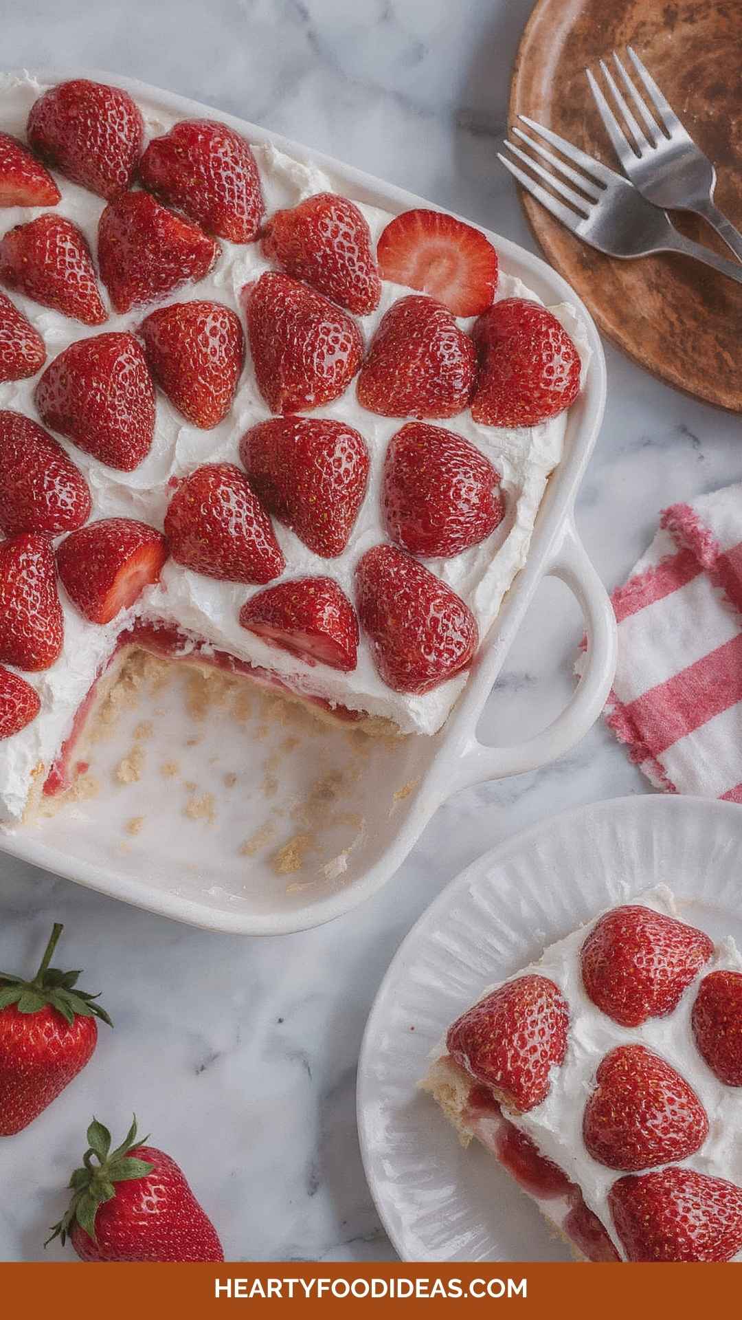 How to Make Strawberry Tiramisu