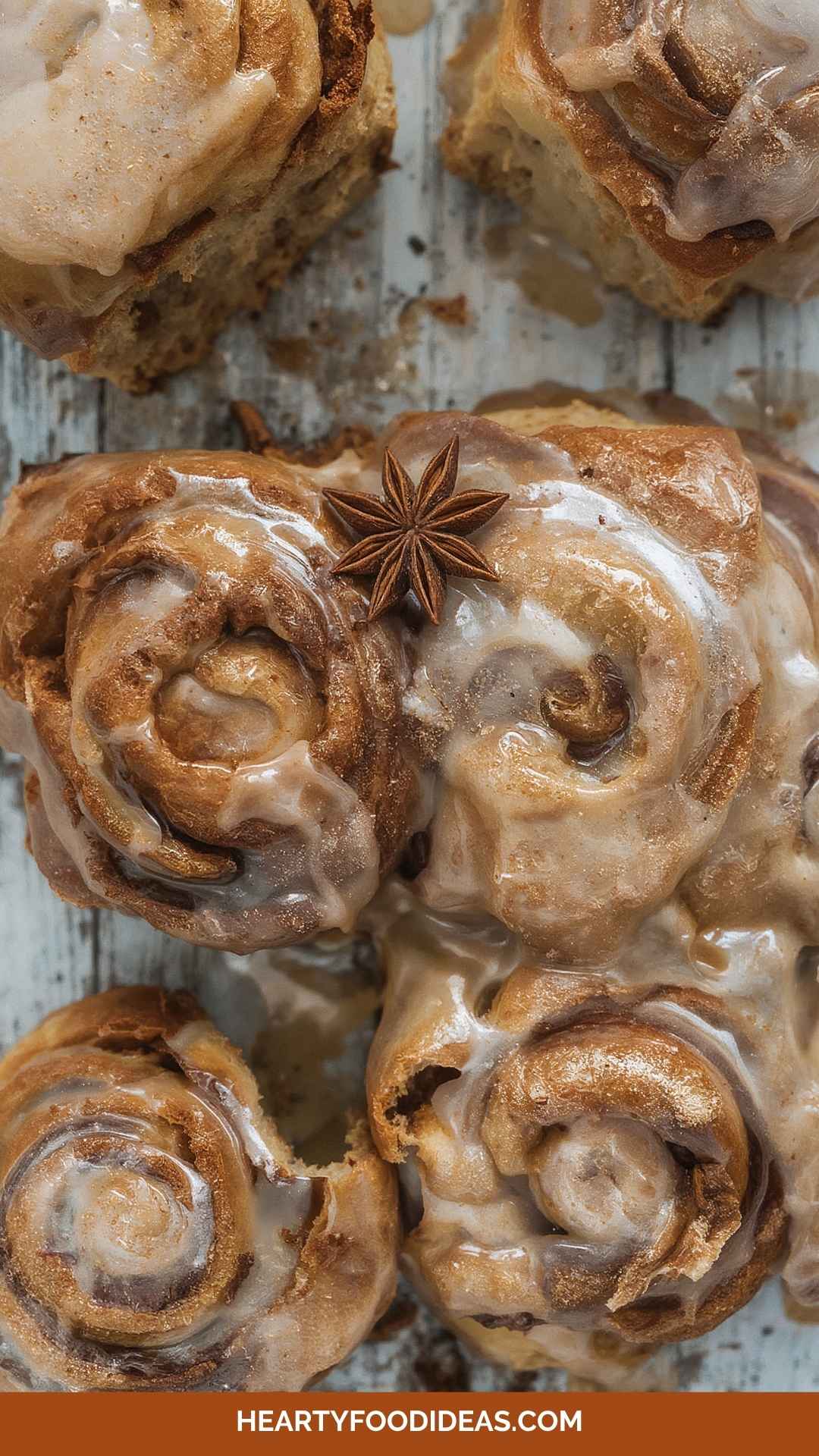How to Make Christmas Cinnamon Rolls